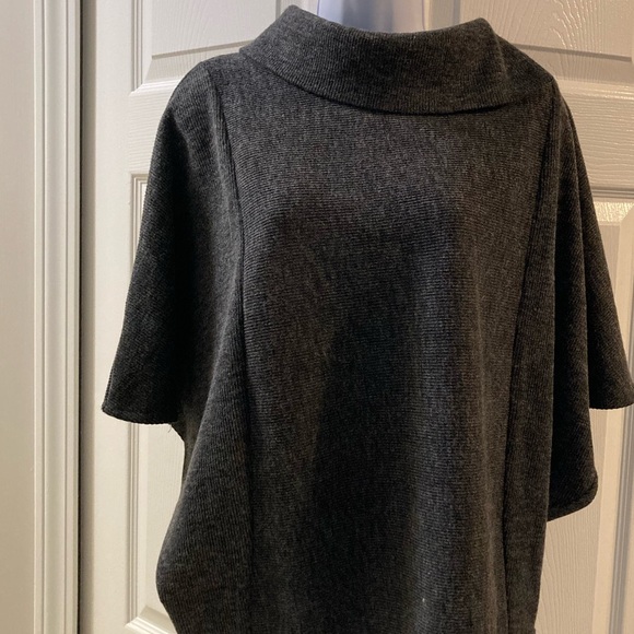Papillon Sweater - Charcoal - Drape Neck - Poncho Style - Size Medium NWT - Picture 2 of 7